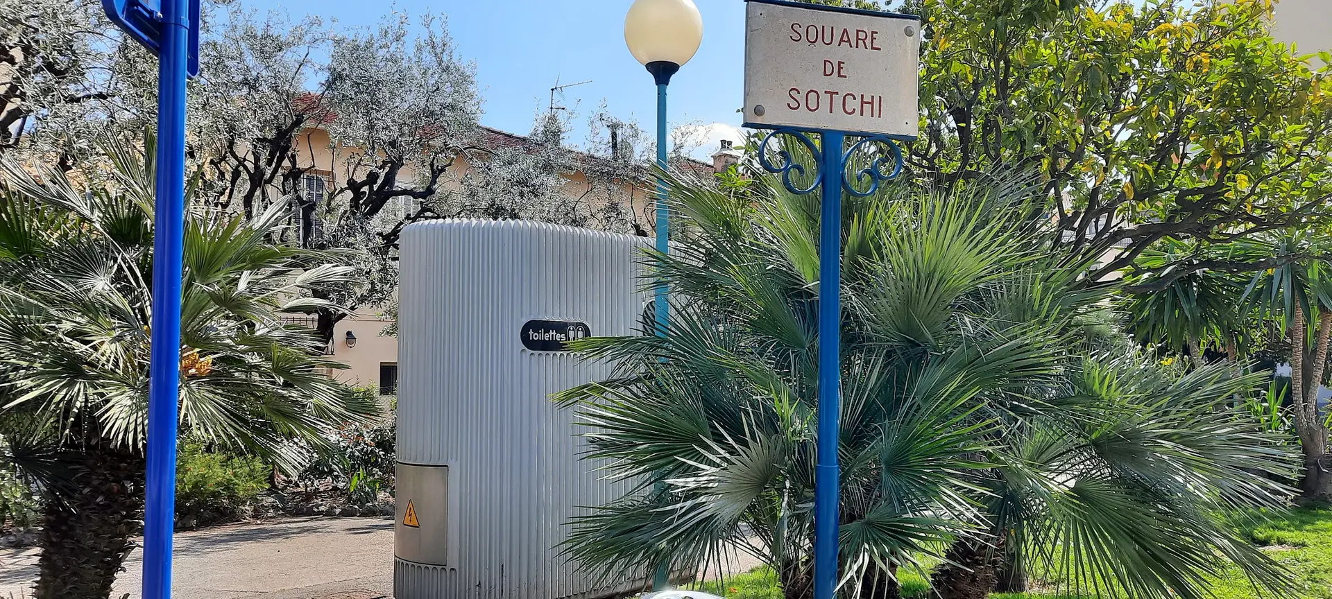 Sanisette Square Sotchi