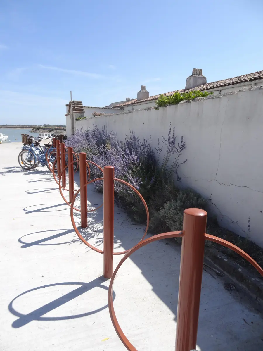 Parking vélo - Port de Loix_Loix