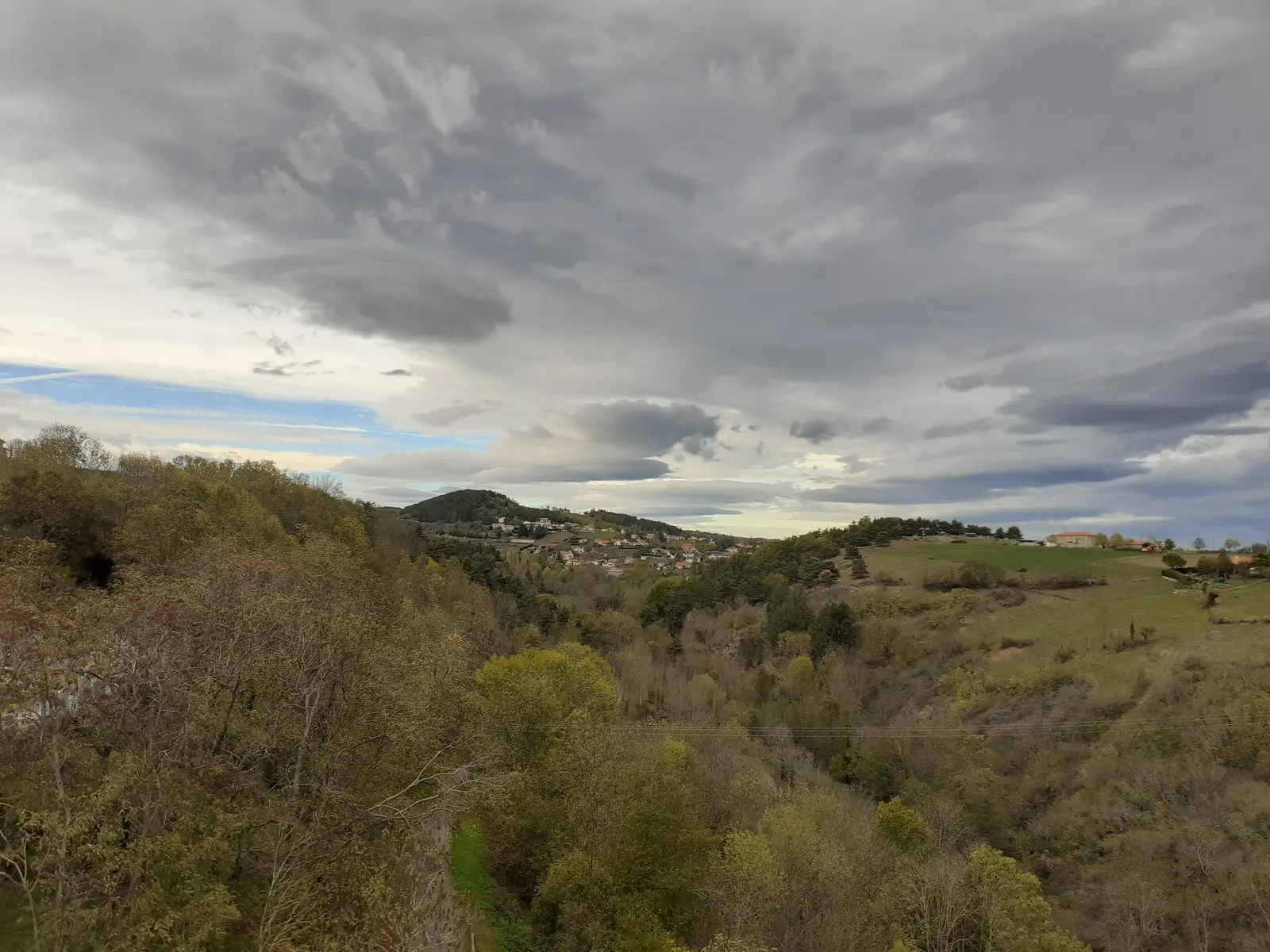 Balades et randonnées Ecotay l'Olme