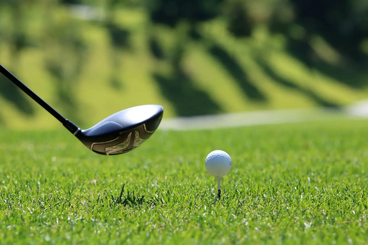 Golf club