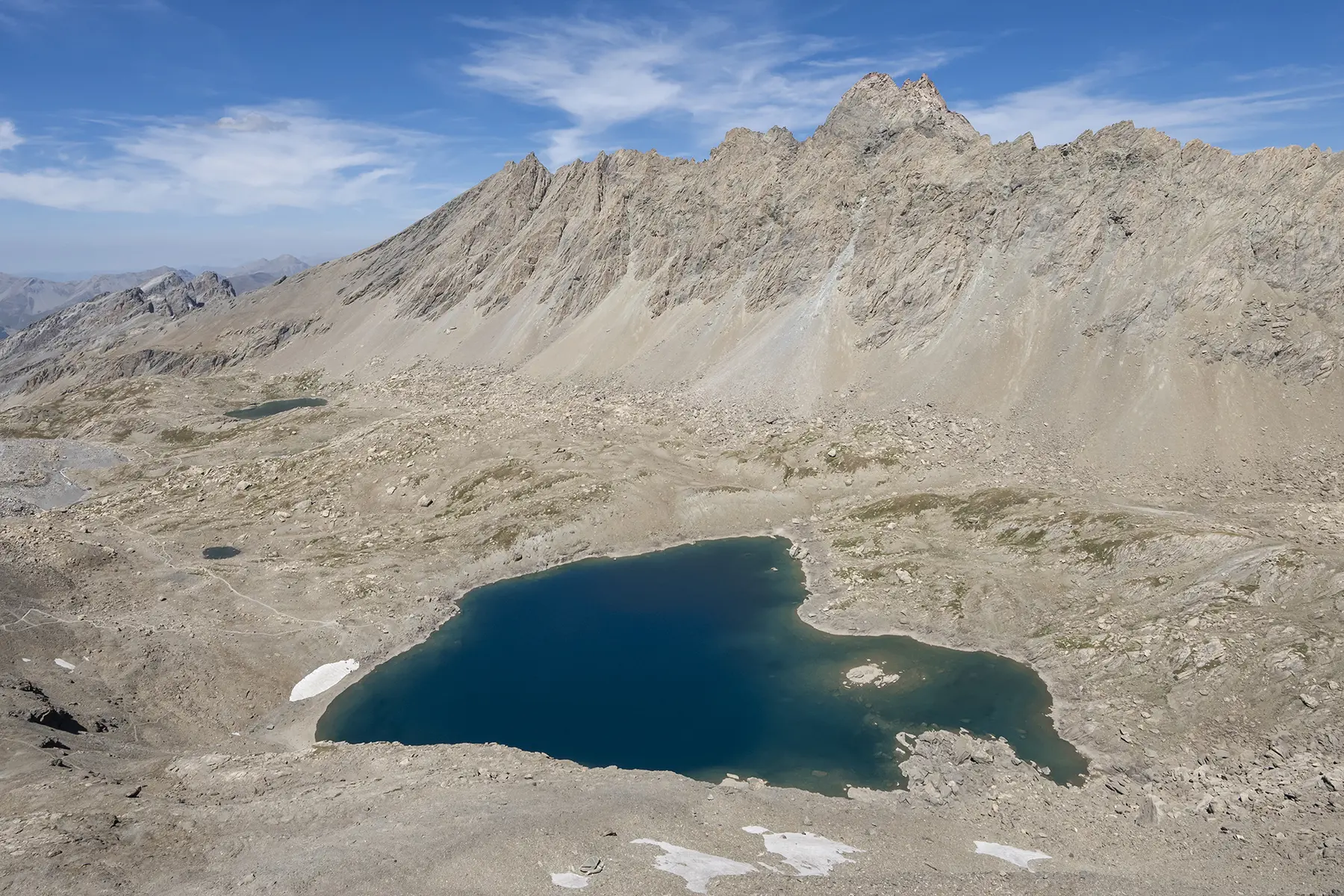 Lac des neuf couleurs