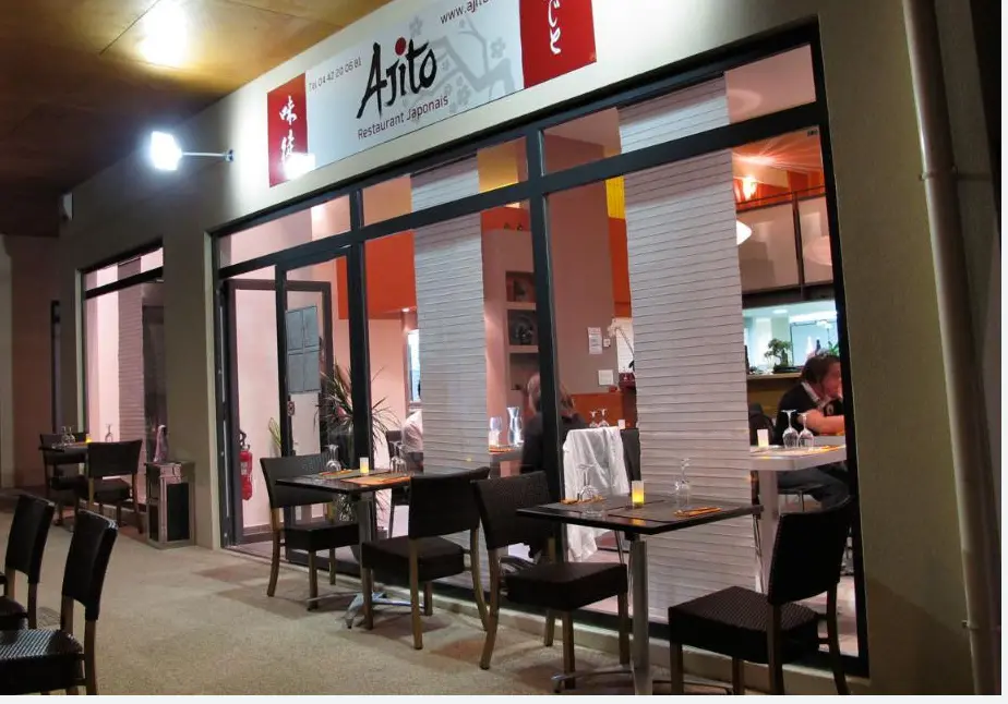 devanture restaurant Ajito