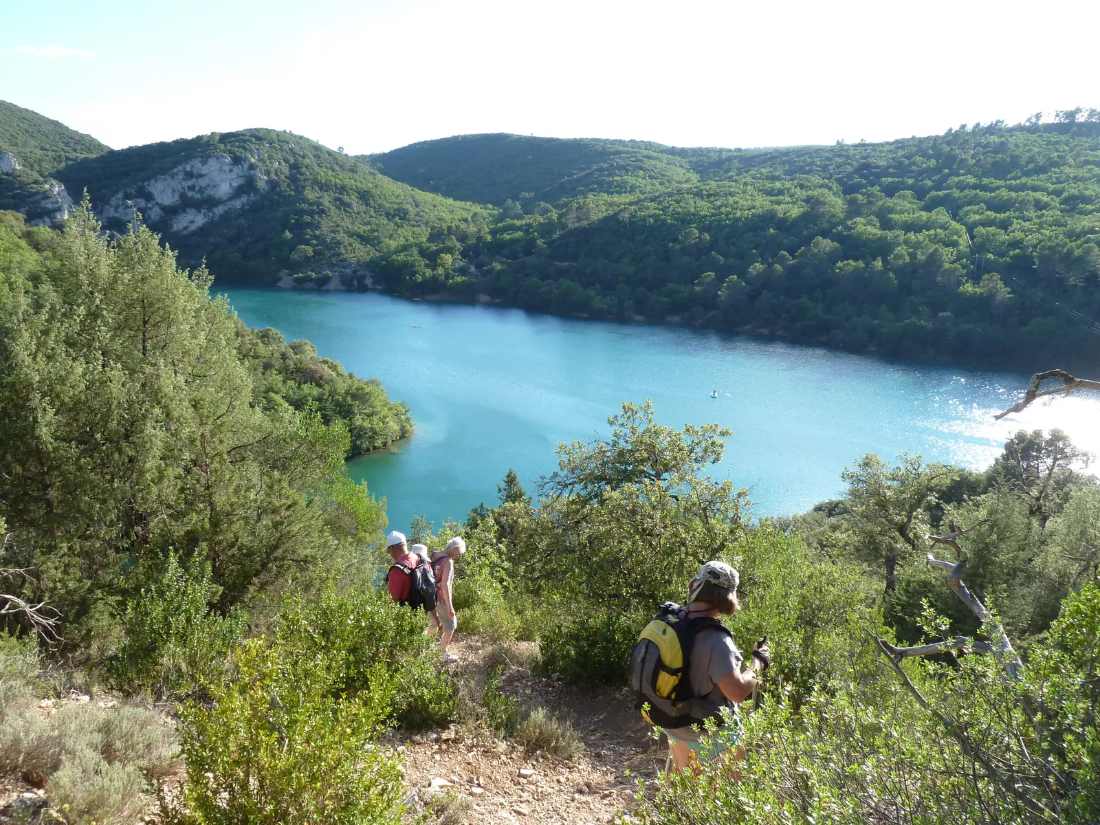 Un sentier botanique avec des vues magnifiques sur le lac