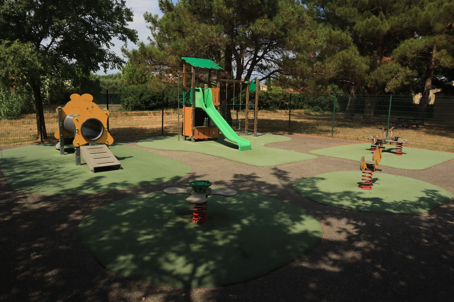 Aire de jeux Boulevard du Clos de la Font