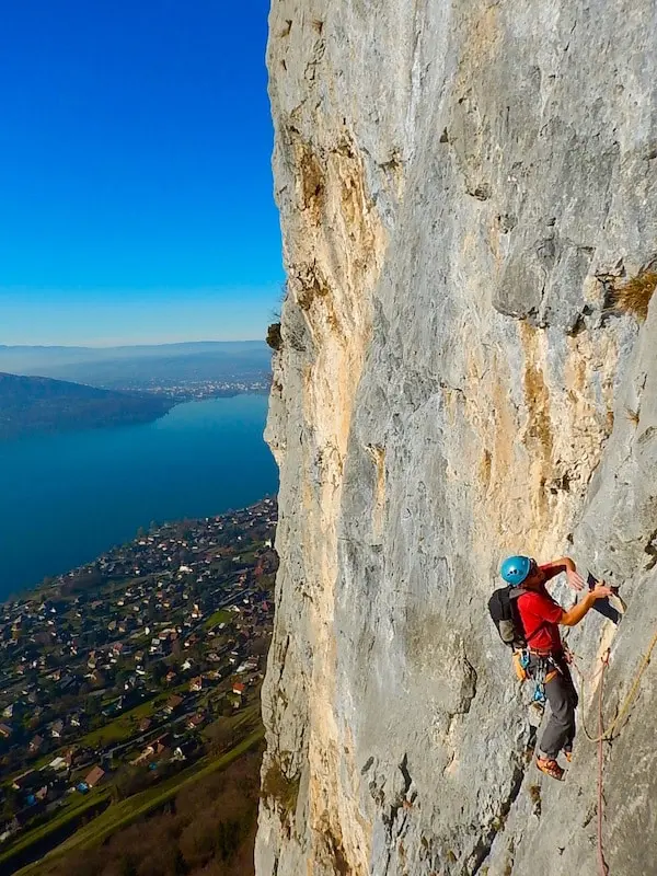 Escalade grande voie près d'annecy