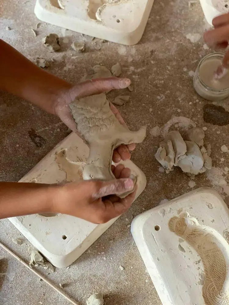 Moulage en argile blanche