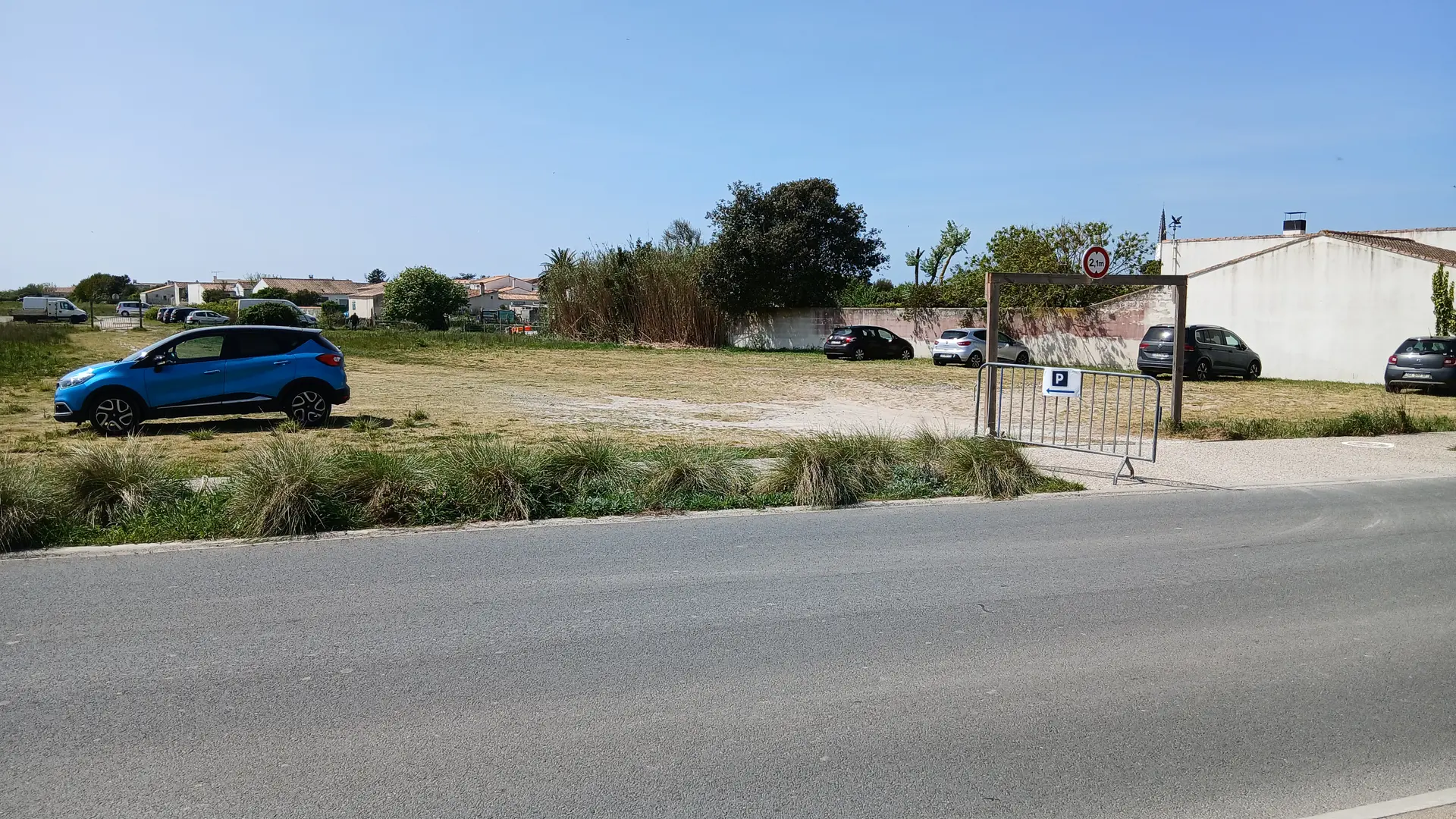 Car park on Route de la Prée