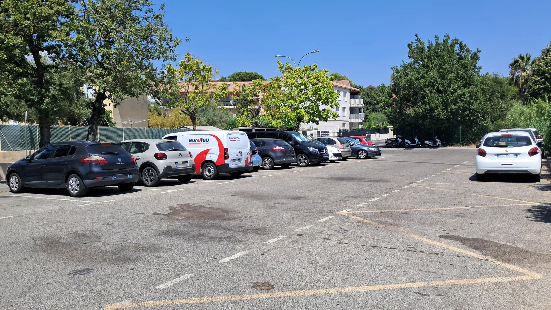 Parking Gérard Philipe_Cogolin