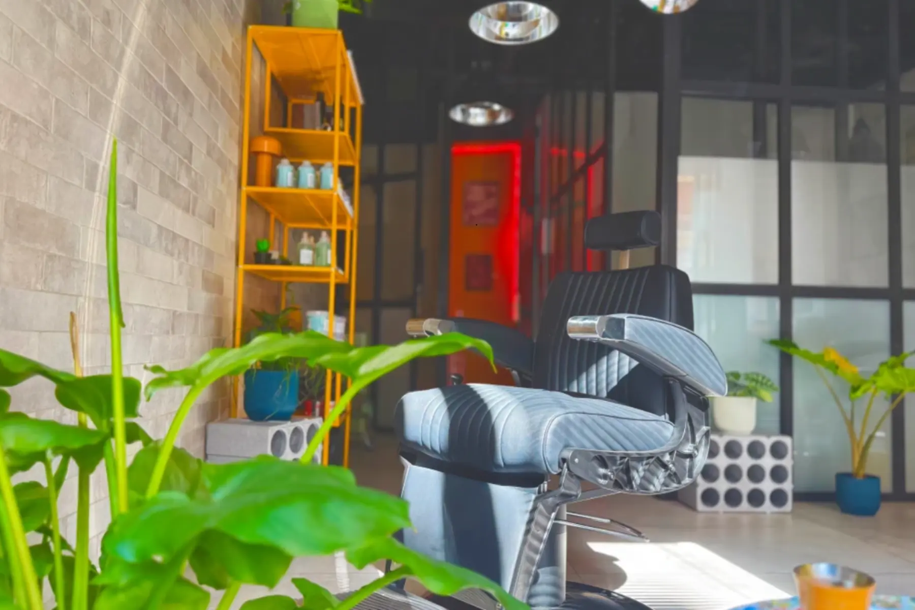 Atypical studio barber shop_Le Cannet