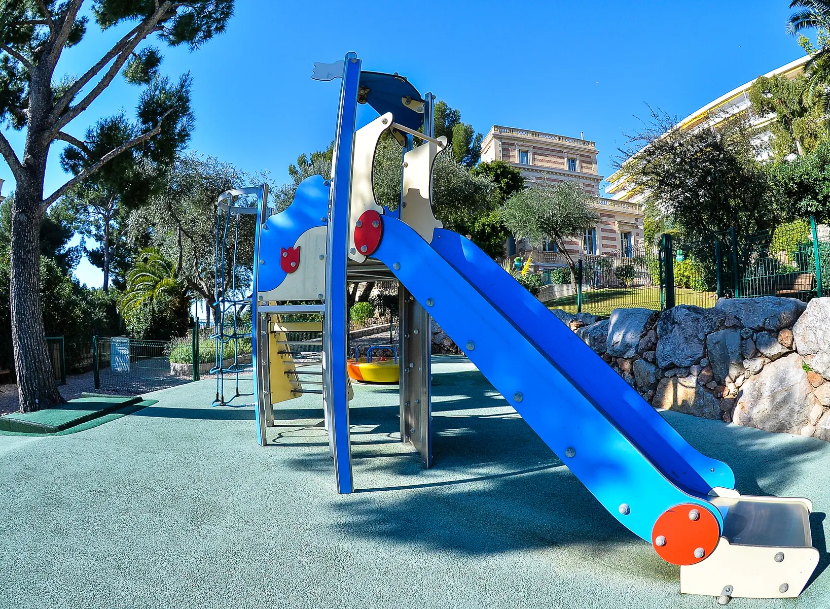 Jardin d'enfants- parc du château des terrasses