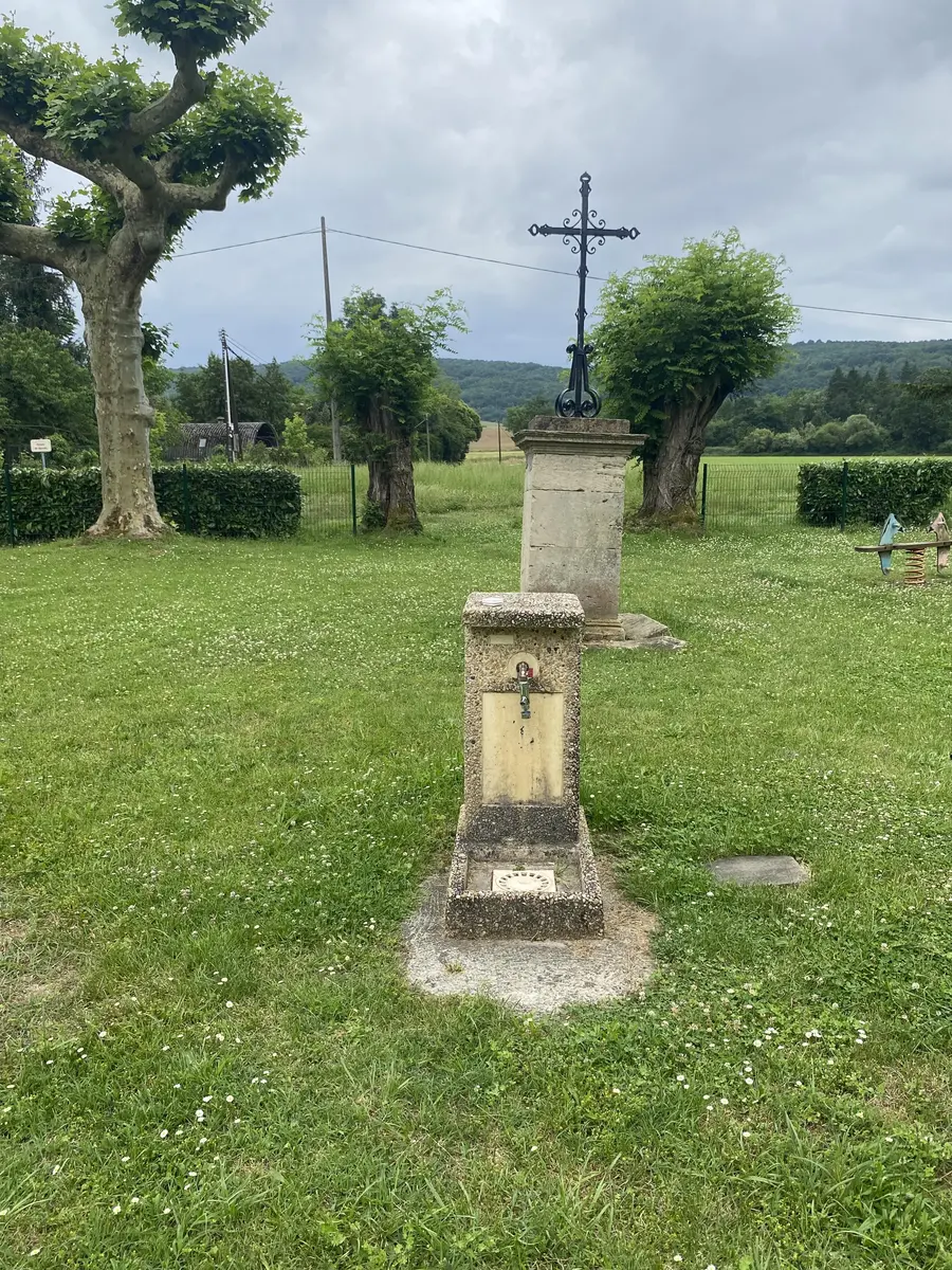 Fontaine du parc de Campagne-sur-Arize