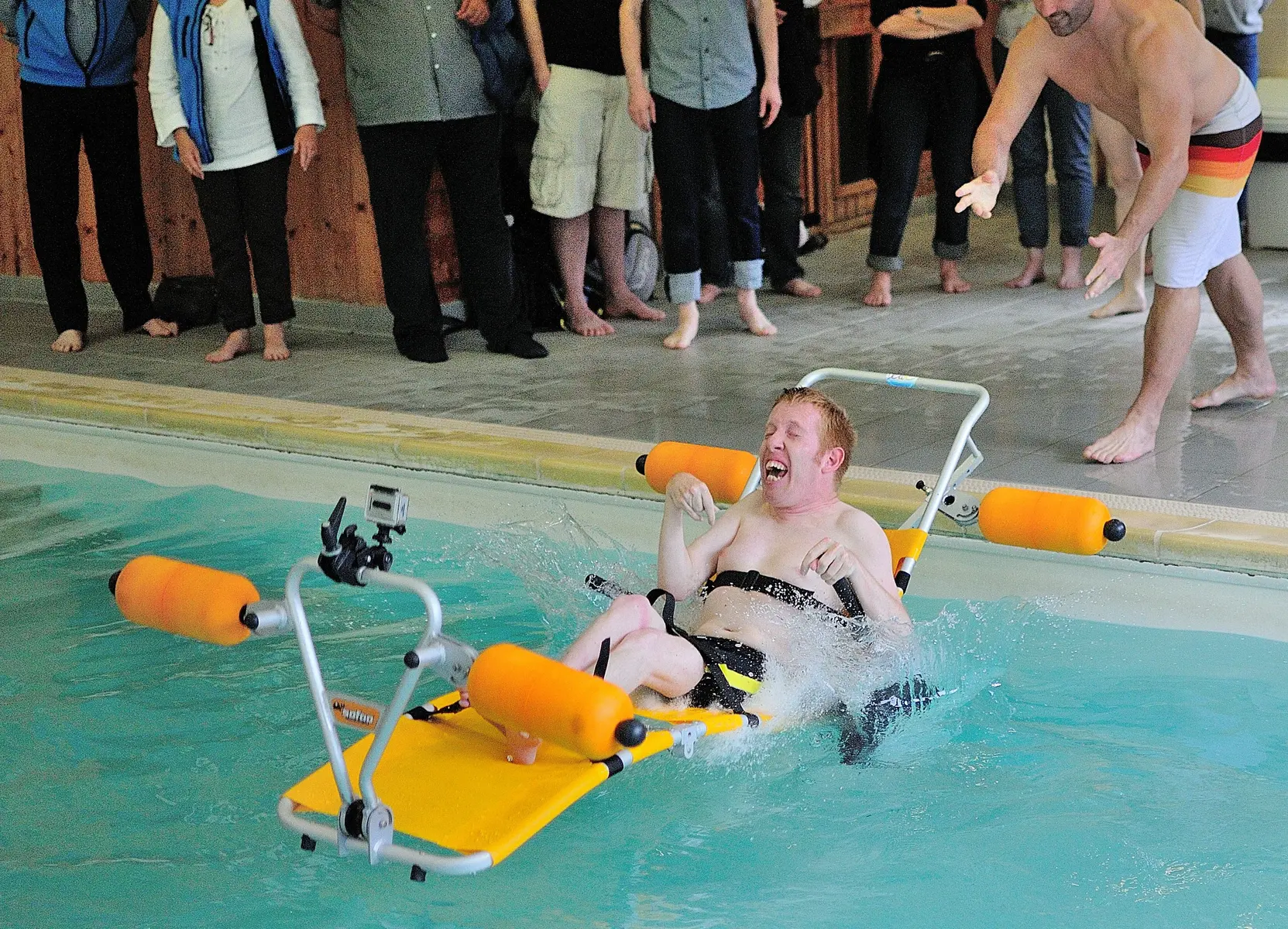 siège flottant de piscine et lac
