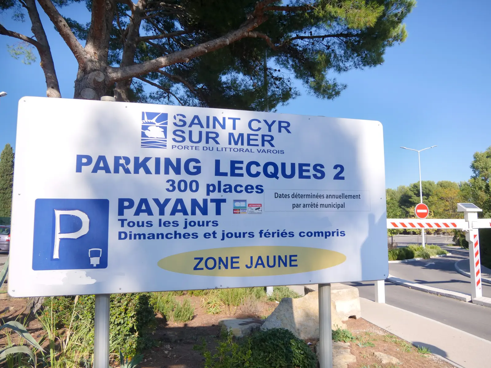 Parking Lecques 2
