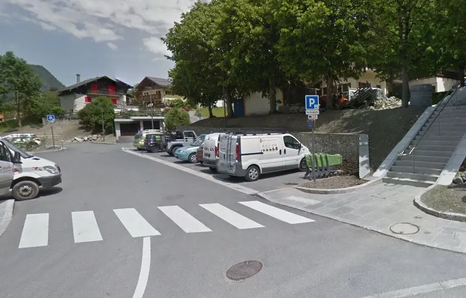 Parking de la Mairie