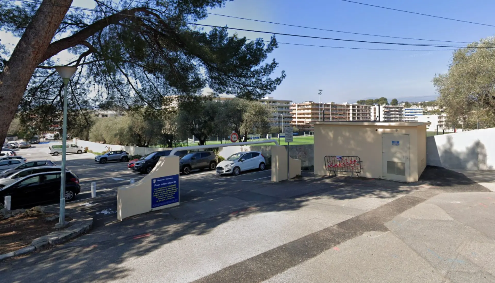 Parking stade Maurice Jean-Pierre