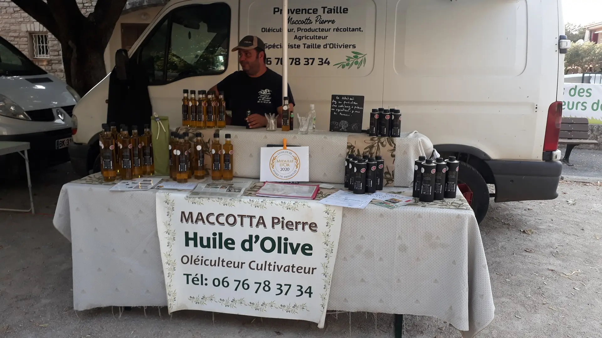 Mr Maccotta oléiculteur et trufficulteur