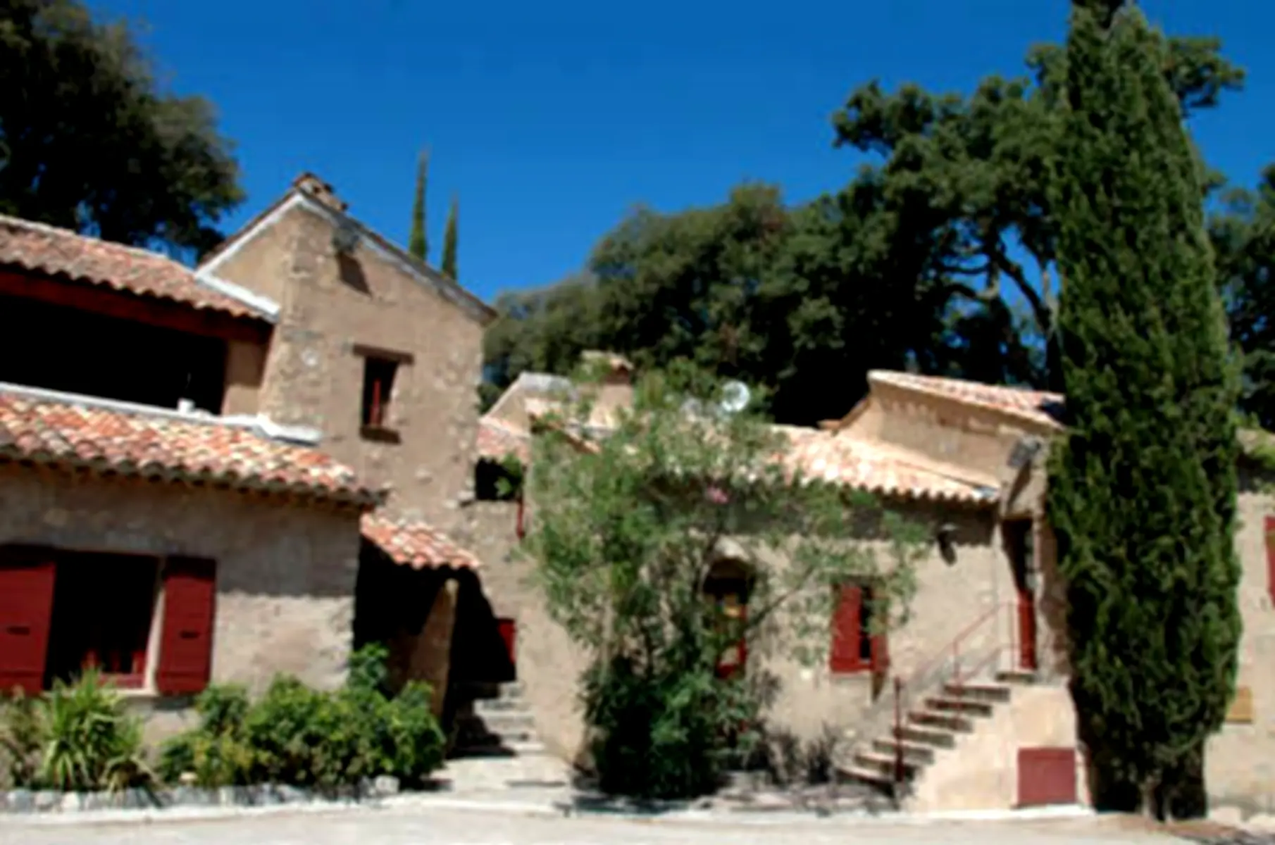 L’exploitation de ce visuel fait l’objet d’un accord avec son auteur. Sa publication est autorisée sur les sites institutionnels de la région Provence Alpes Côte d'Azur