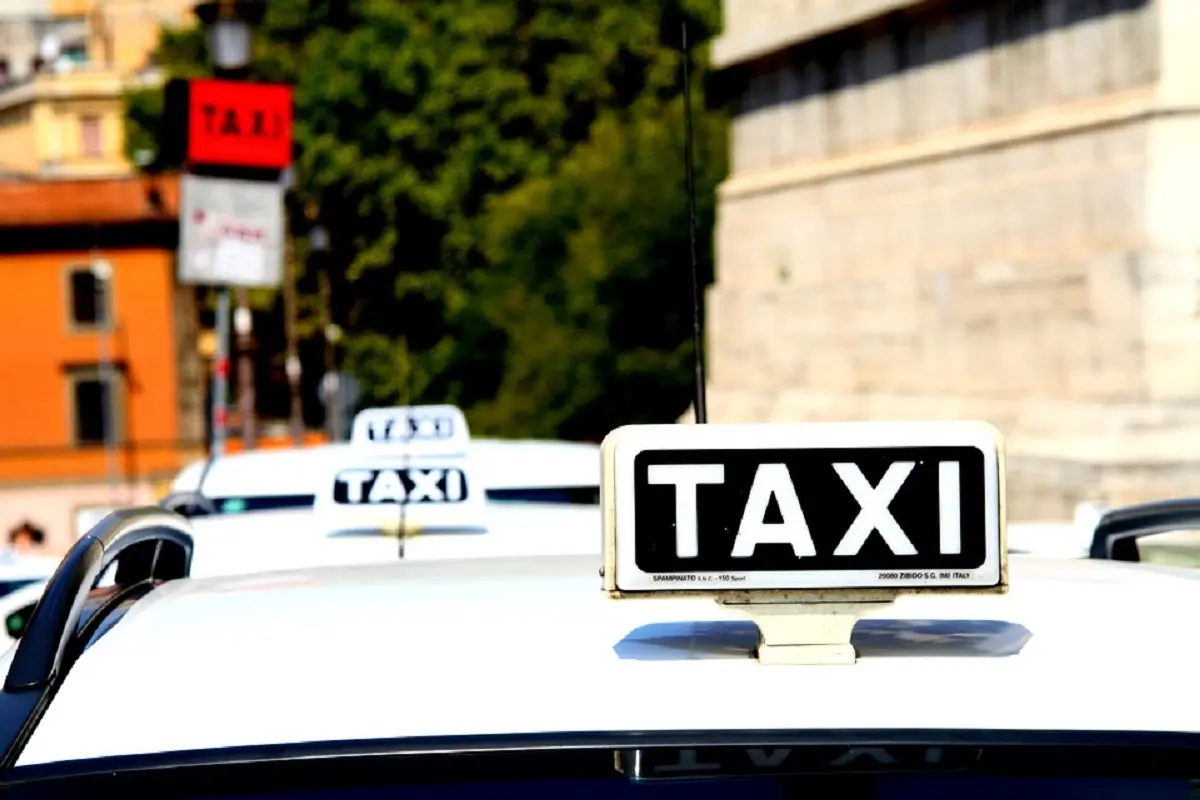 Taxis