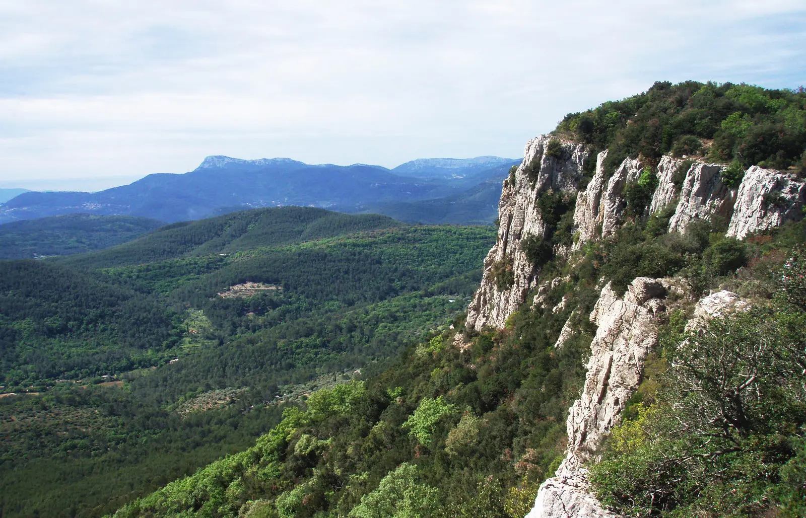 Randonnée en Méditerranée Porte des Maures