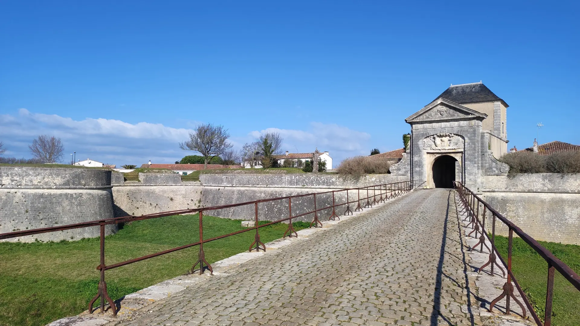 Campani Gate in Saint-Martin-de-Ré