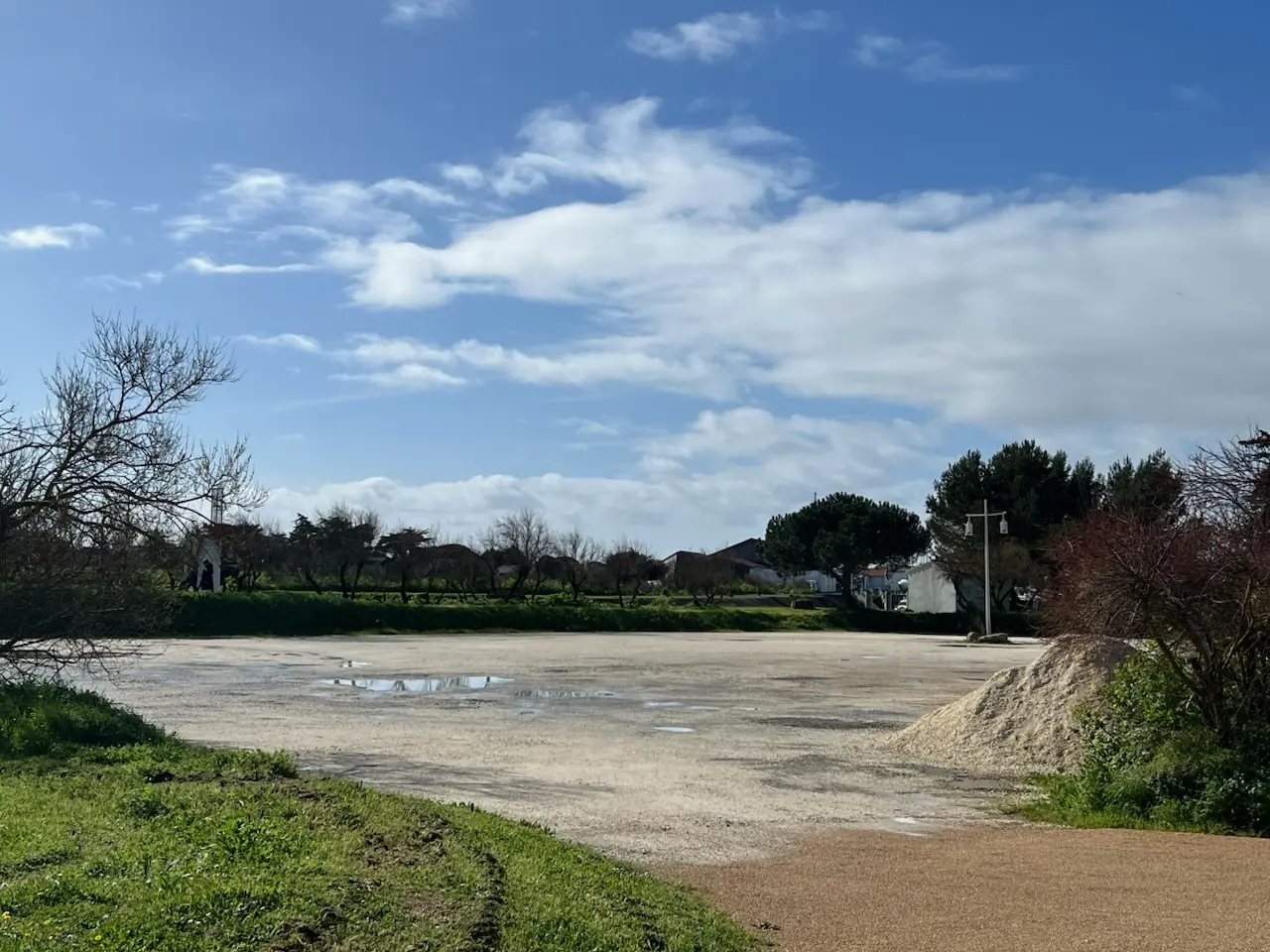 Parking de la base nautique