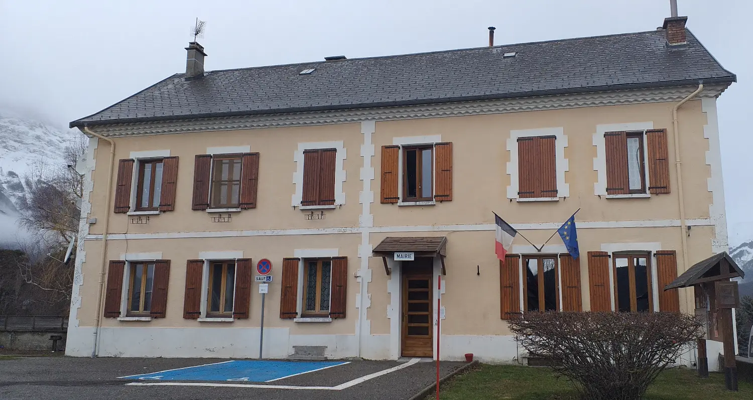 Mairie d'Aubessagne