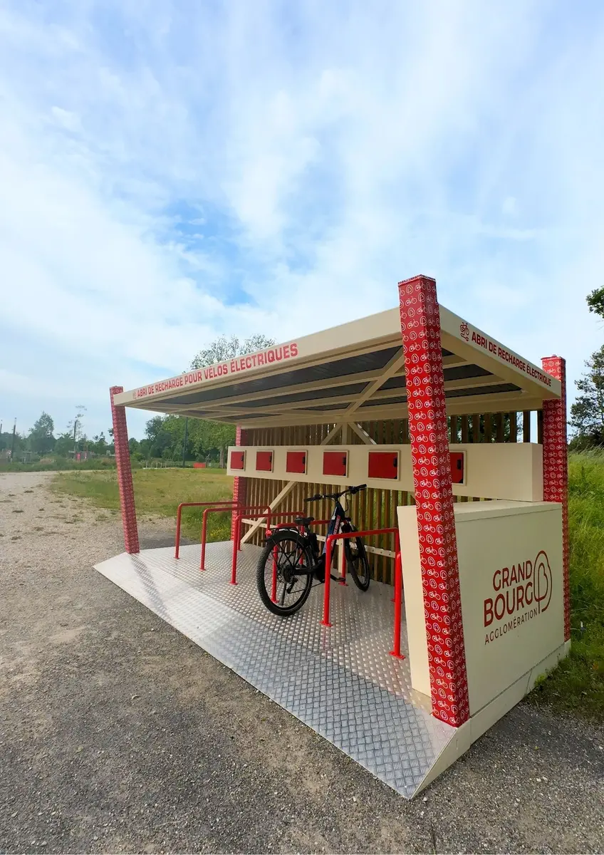 BD - Photo abri de recharge pou vélos électriques