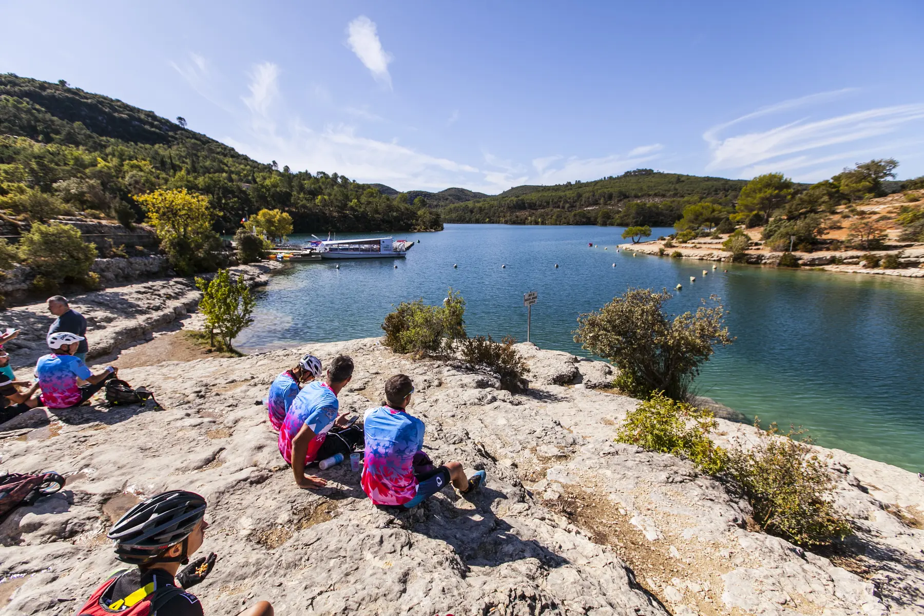 Pause méritée à Esparron-de-Verdon