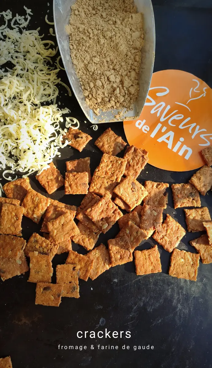 Crackers fromage farine de gaude de la dent du chat