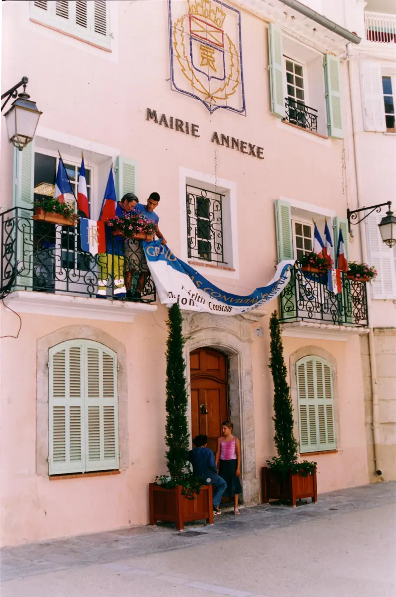 Communication Service