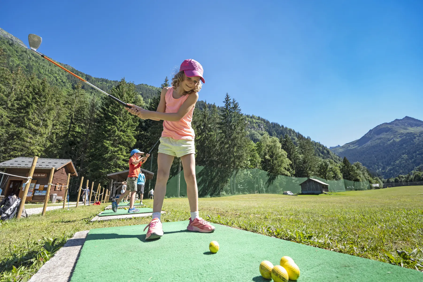 Le practice de golf du parc de loisirs du Pontet