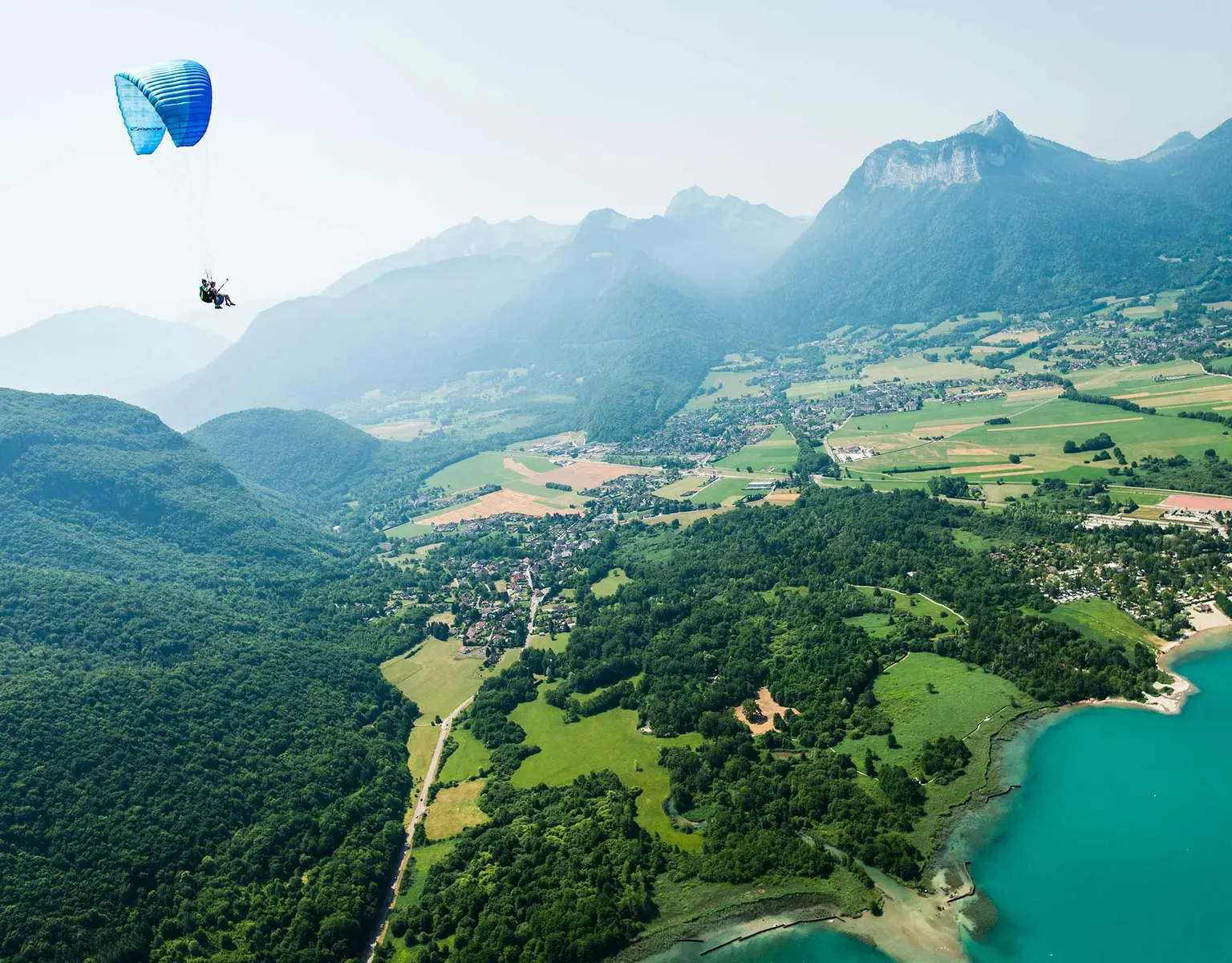 photo aérienne Doussard lac Annecy