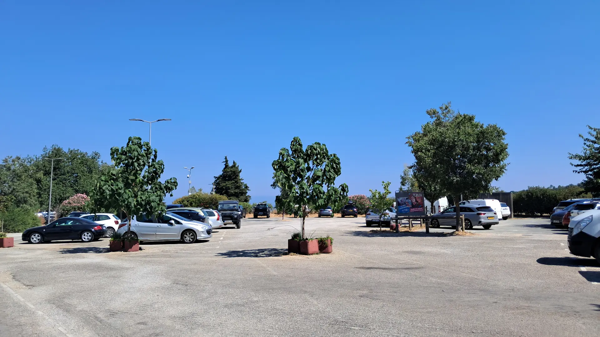 Parking du Pré des Teilles_La Garde-Freinet