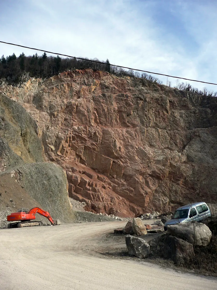 Carrière d'exploitation du marbre de La Vernaz