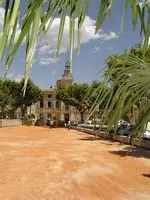 place du clos ou se tient le marché