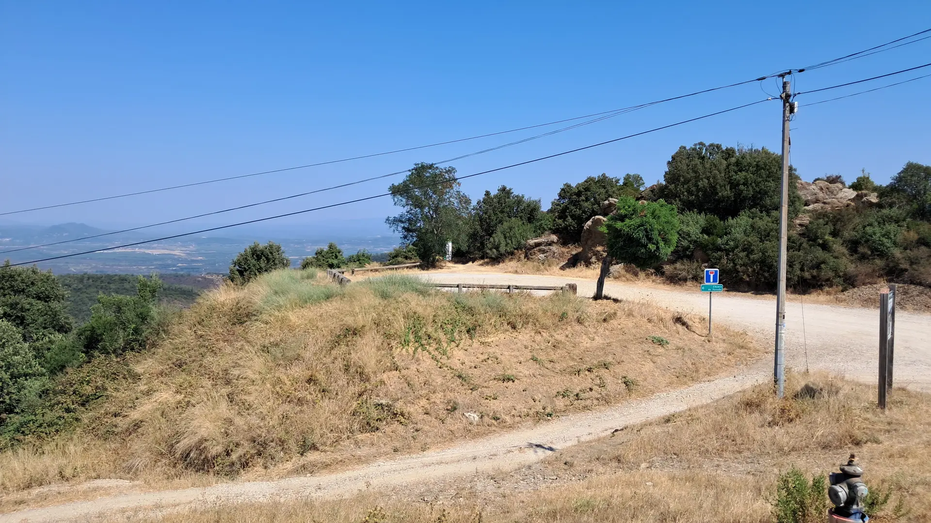 Parking de la Croix_La Garde-Freinet