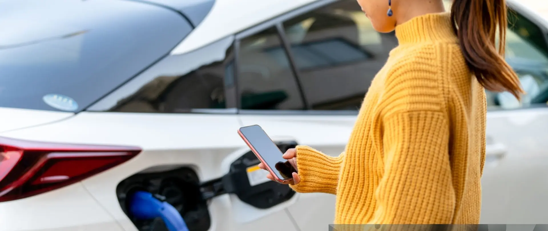 Véhicules électriques et hybrides rechargeables_Orcières