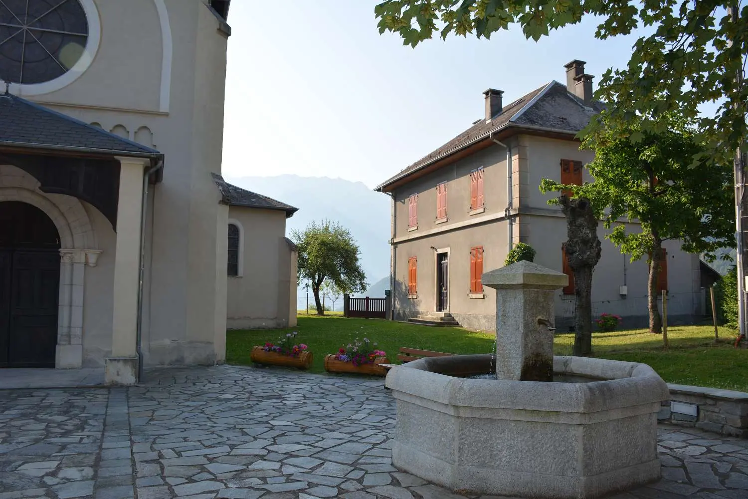 village Mongilbert