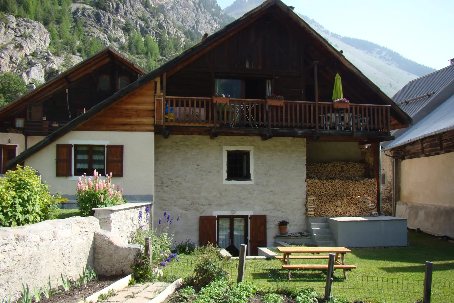 location l'enneigé Névache