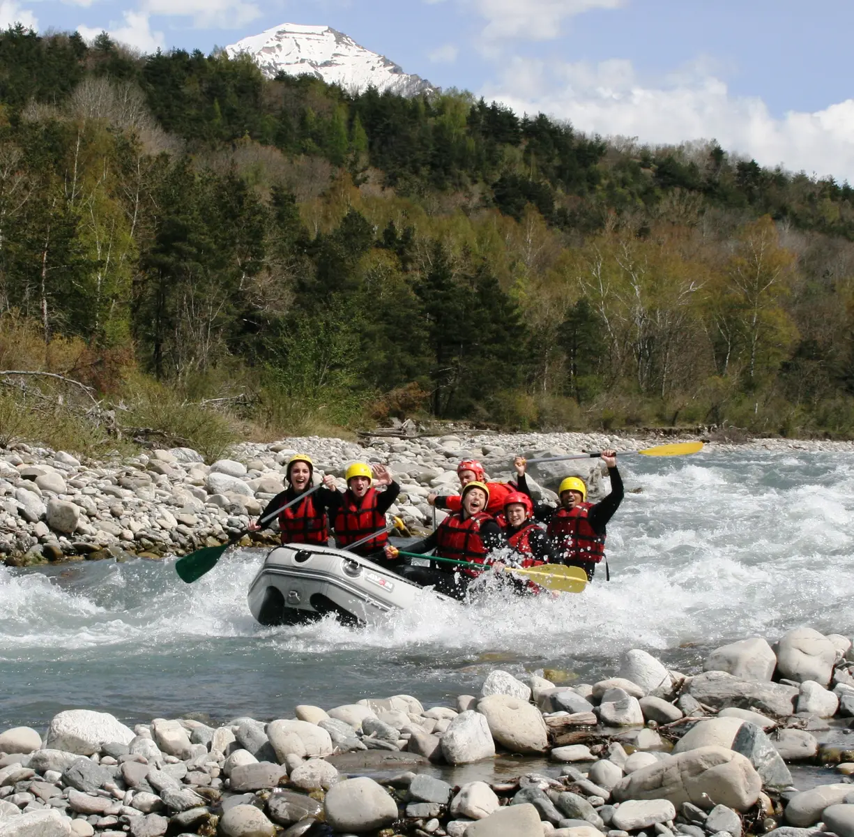 Raft dans le Champsaur avec Eau Vive Passion