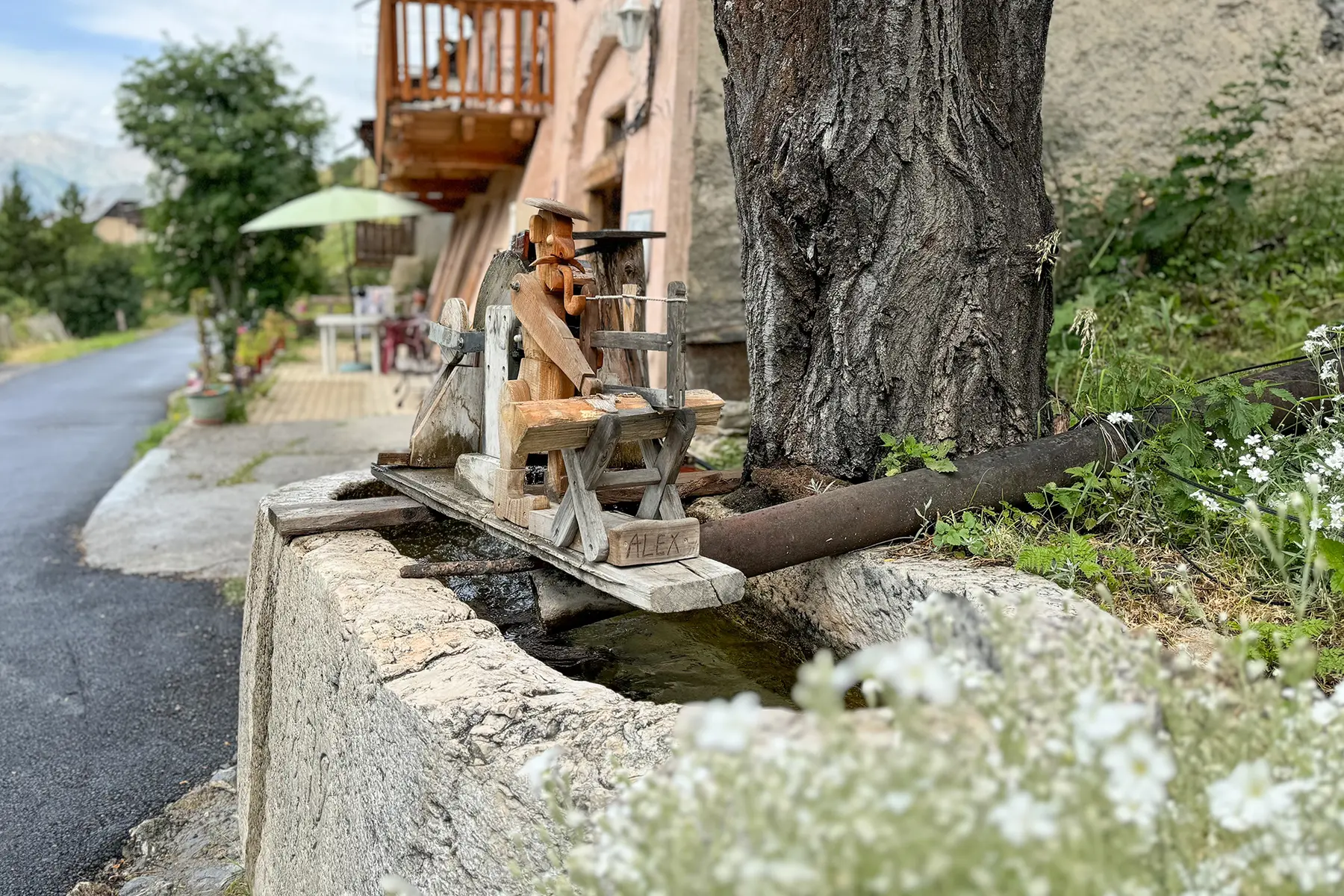 Alex, automate de la fontaine de Fouillouse
