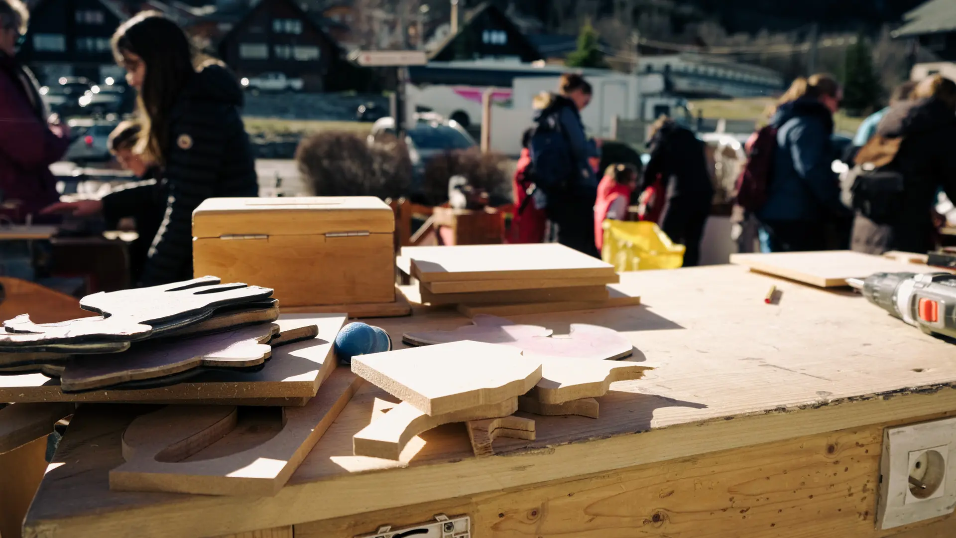 Atelier menuiserie avec les Bambins des Bois_La Chapelle-d'Abondance