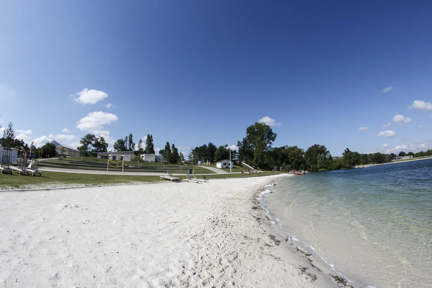 Plage de sable fin de L'atol'