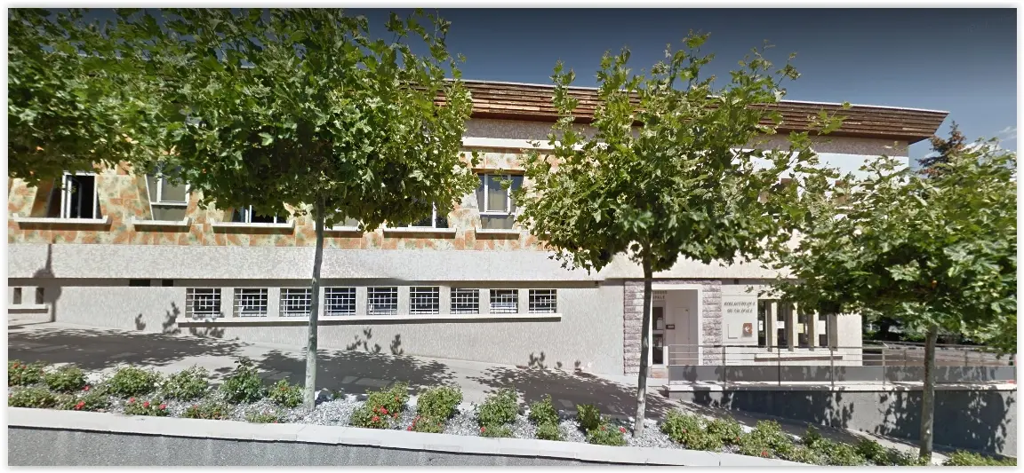 bibliothèque d'embrun