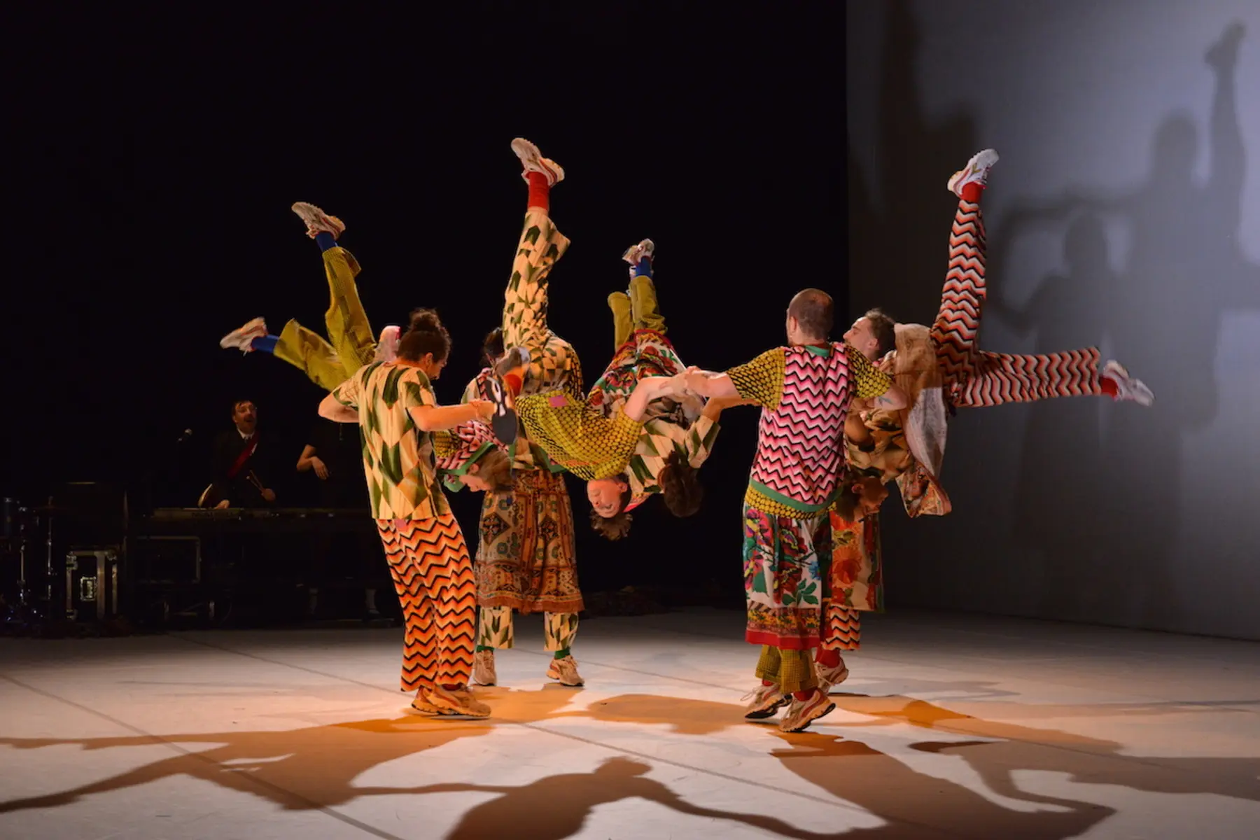 Compagnie Dernière Minute - « R·onde·s »_Cannes