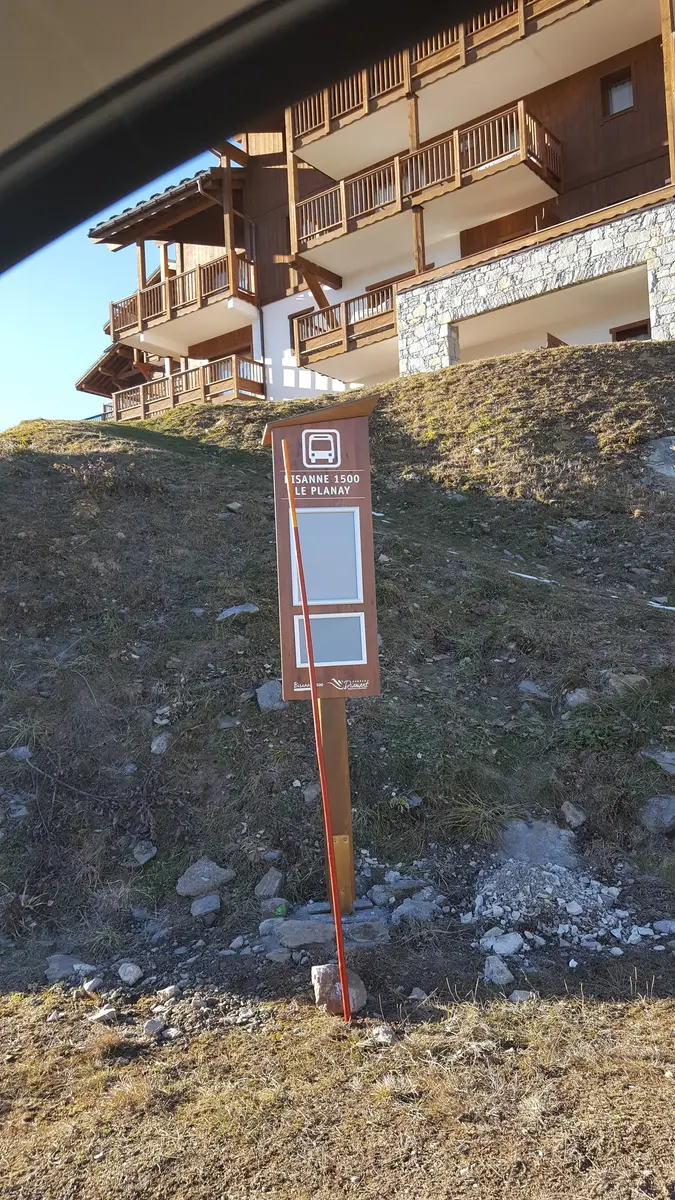 Arrêt navette Le Planay