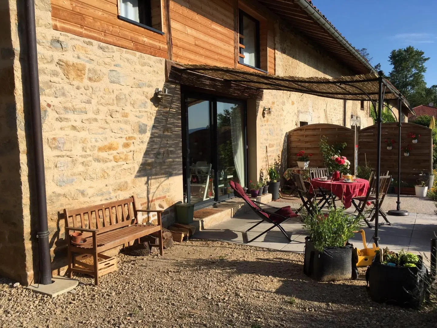 La terrasse coté soleil levant