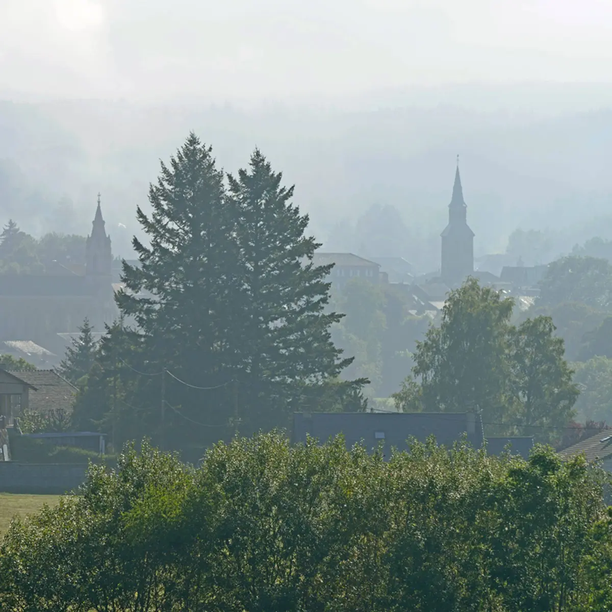 Tence au petit matin