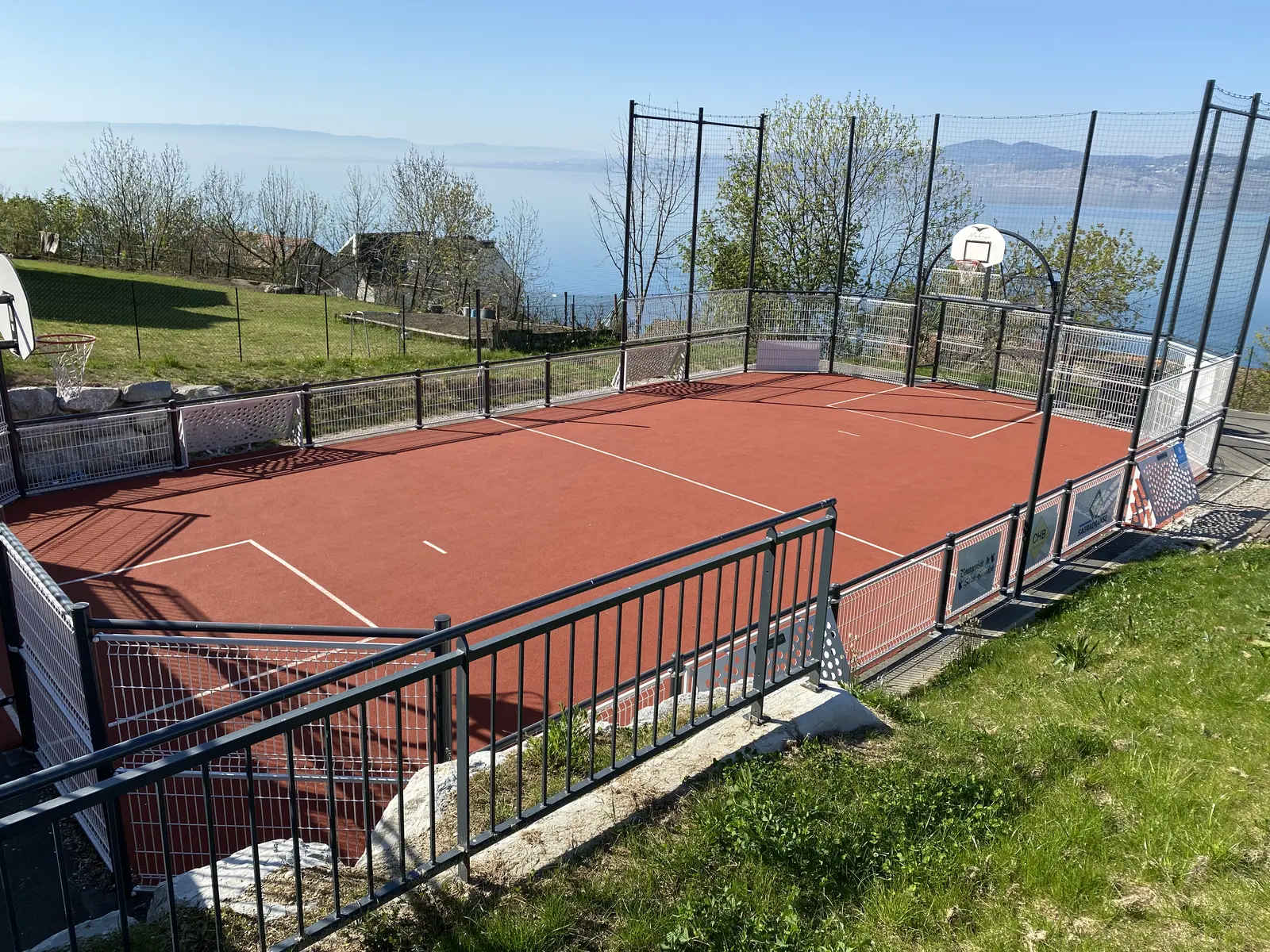 Le terrain multisports