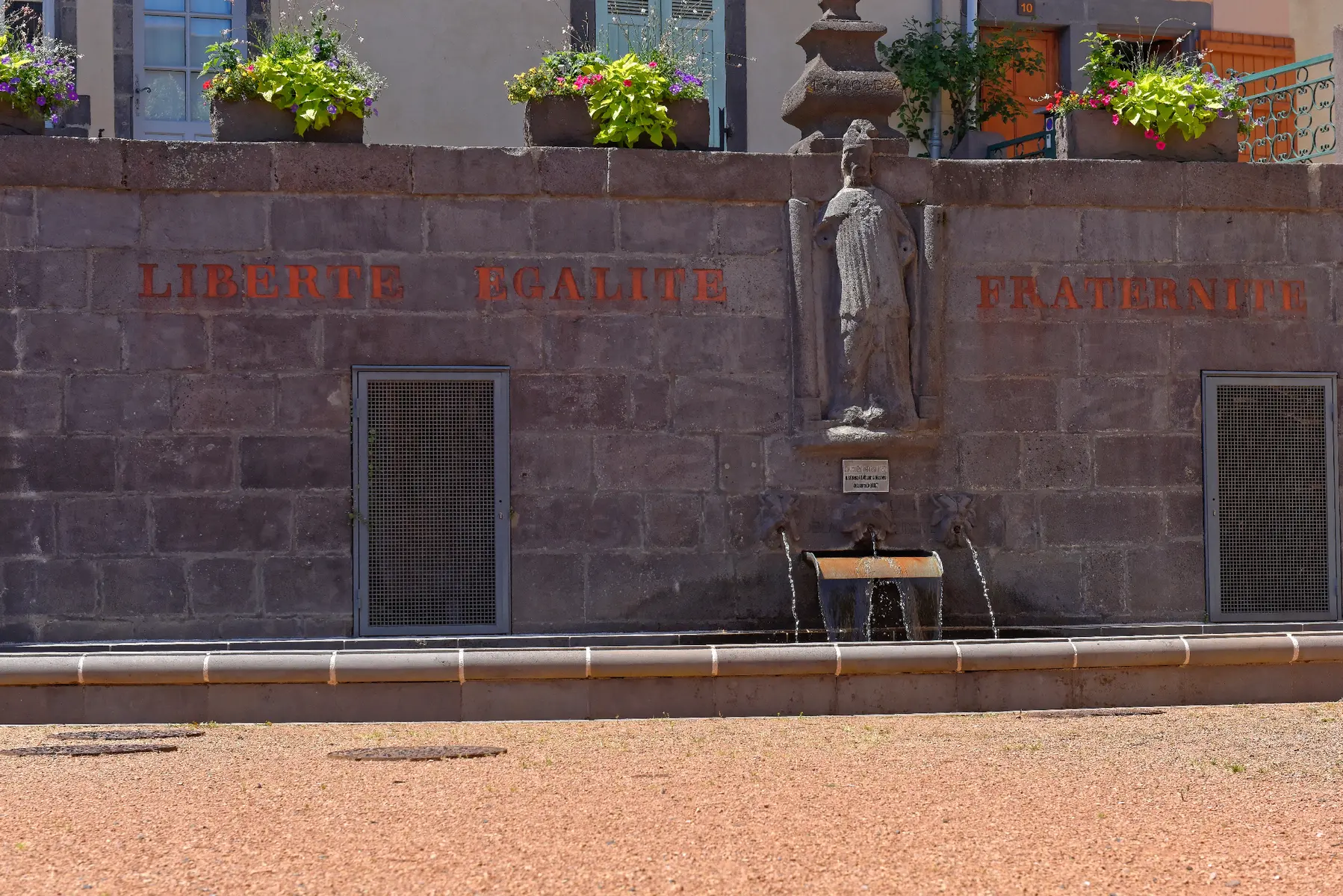 Fontaine Saint-Priest